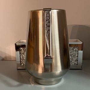 🌸Vintage Rogers Insilco Silverplate Pitcher🌸